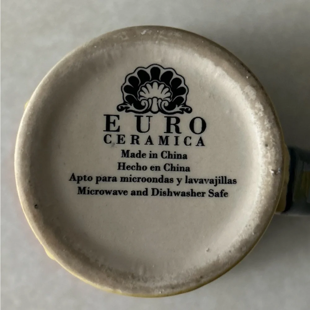 2 Euro Ceramica Coffee Cups, Colorful Mugs.